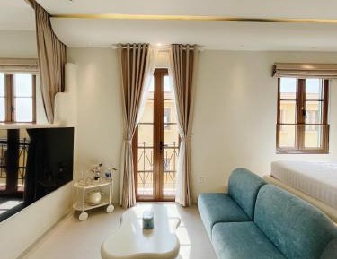 Standard King Room