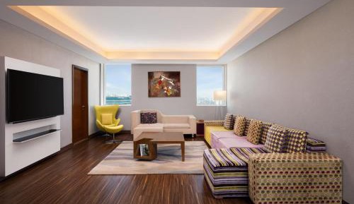 Breezy Suite, 1 Bedroom Presidential Suite, 1 King