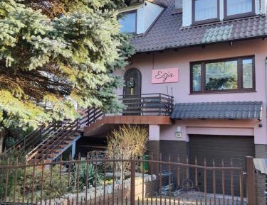 Economy Triple Room with Shared Bathroom