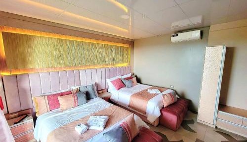 Deluxe Twin Room with Sea View