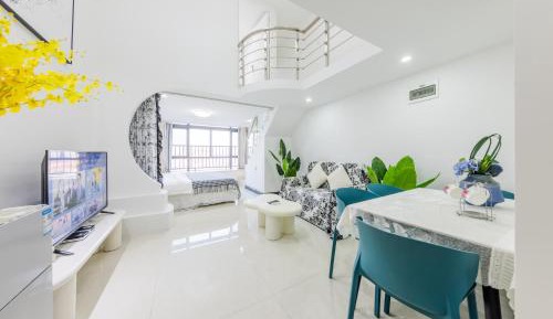 Duplex Apartment - 2 Bedrooms