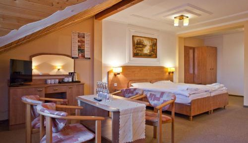 Standard Family Room