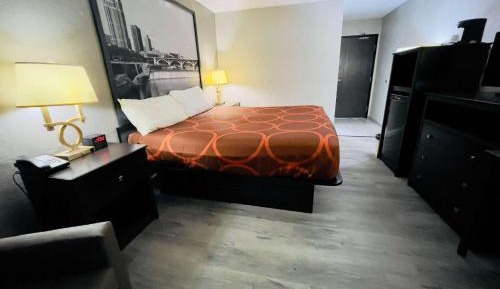 King Room - Disability Access/Non-Smoking