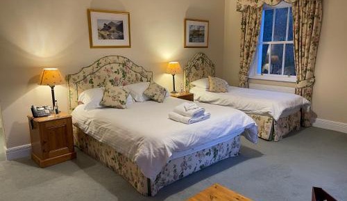 Triple Room with Lake View
