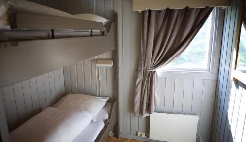 Cottage (4 Adults)