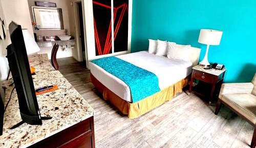 Queen Room - Mobility Access/Non-Smoking