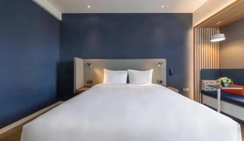 Superior King Room - Non-Smoking