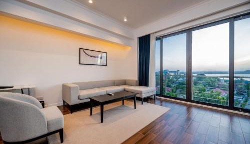 Luxury Ocean Suite