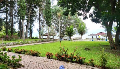 Deluxe Twin Room with Lake View