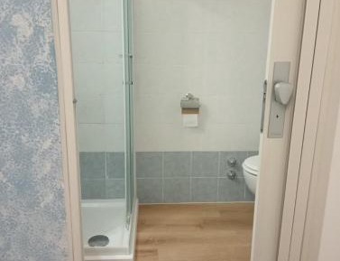 Double or Twin Room with Private Bathroom