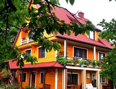Apartment with Garden View