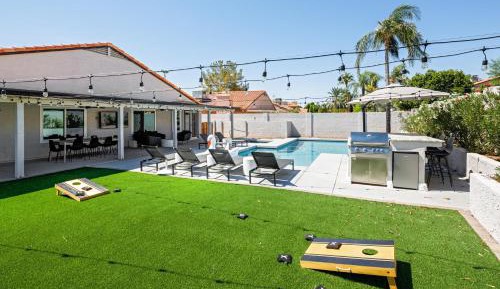 Three-Bedroom Holiday Home 