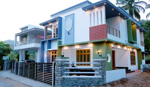 King Suite with Balcony