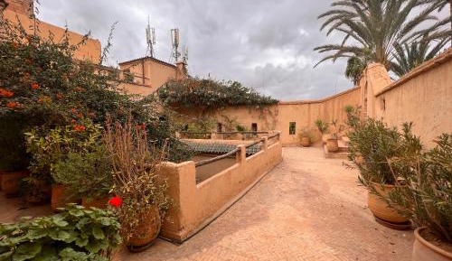 Double Room with Shared Toilet