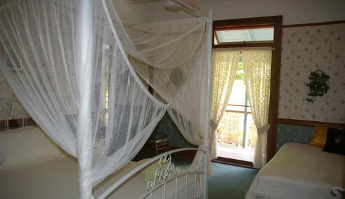 Provincial Double Room with Shared Bathroom