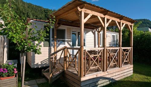 Mobile Home (4 People)