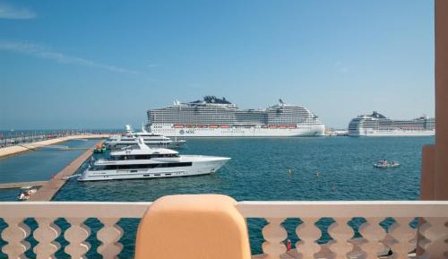 Superior Suite with Sea View