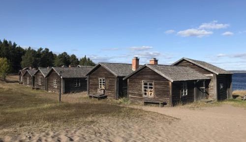 Bungalow - Beach Front
