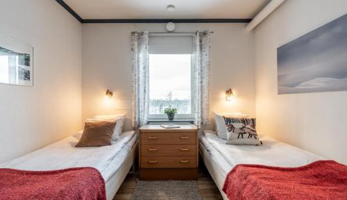 Twin Room with Private Bathroom