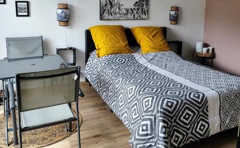 Double Room with Private Bathroom