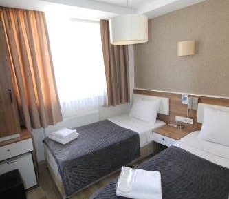 Twin Room with City View