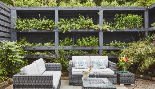 Apartment with Garden View