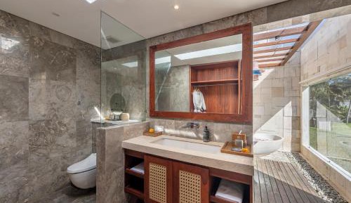 Royal Two-Bedroom Villa with Private Pool and Hot tub