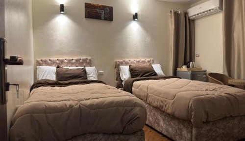 Twin Room with Shower