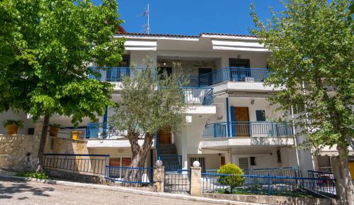 Two-Bedroom Apartment with Balcony and Terrace