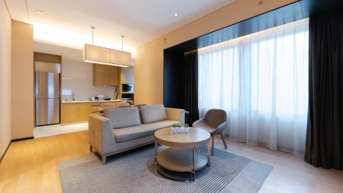 One Bedroom Serviced Suite 
