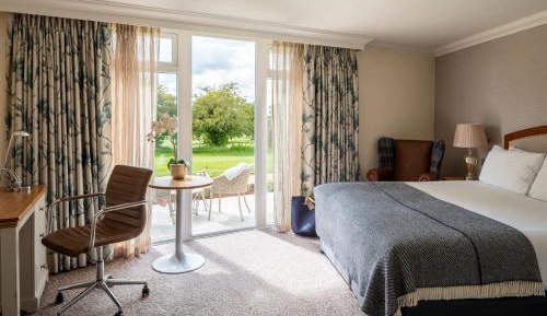 Superior Double or Twin Room with Terrace