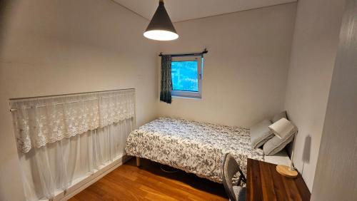 Small Single Room