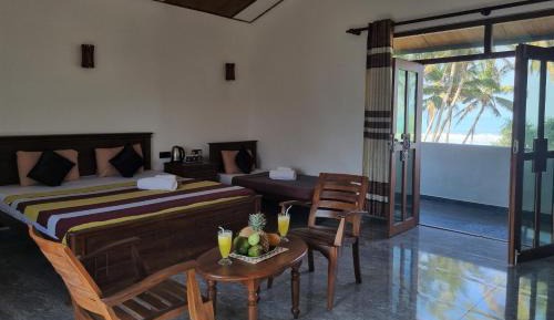 Family Room with Sea View