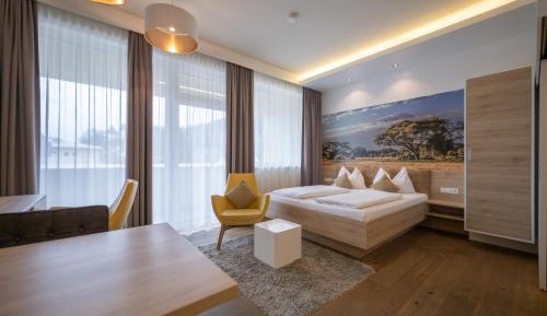 Queen Studio - Disability Access