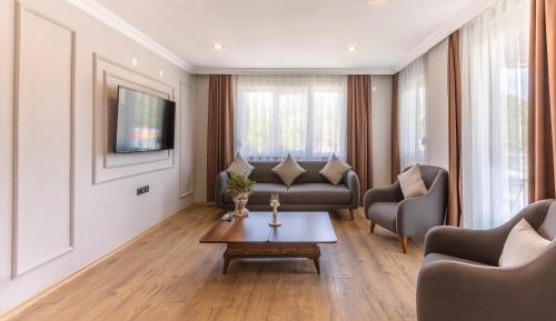 Superior Family Room