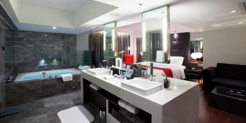 Spa Suite
