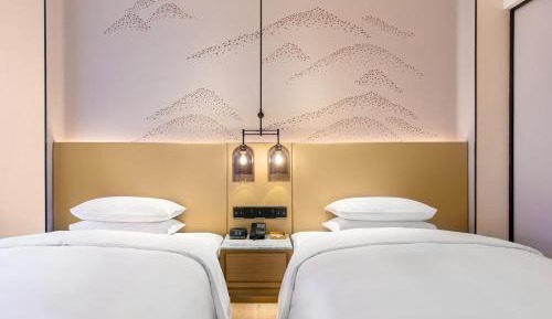Superior Double Room with Two Double Beds and City View