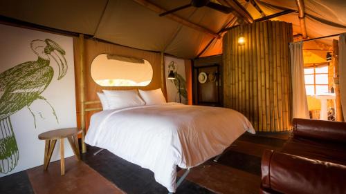 Deluxe Tent