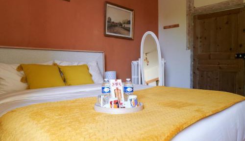 Queen Room with Garden View