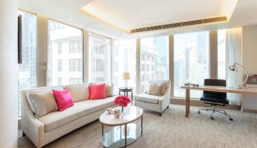Signature Suite