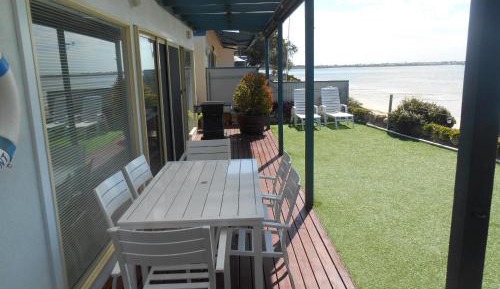 Three-Bedroom Holiday Home 