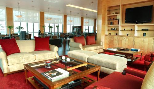 Executive lounge access, 1 King, Corner room