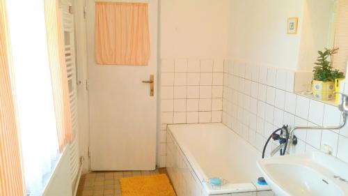 Apartment with Garden View