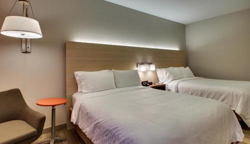 Standard Queen Room with Two Queen Beds