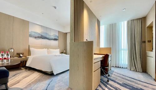 Deluxe King Bed Room