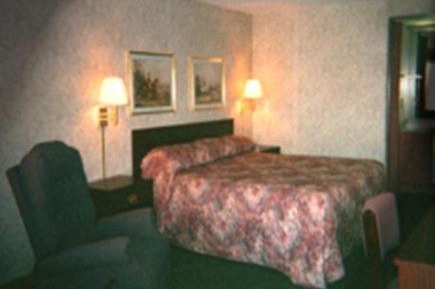 Standard Room - Non-Smoking