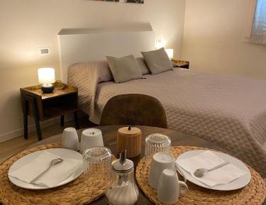 Triple Room with Private Bathroom