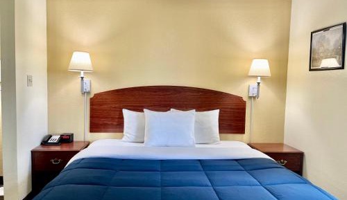 Superior King Suite