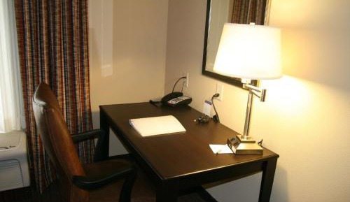 King Room with King Bed - Non-Smoking