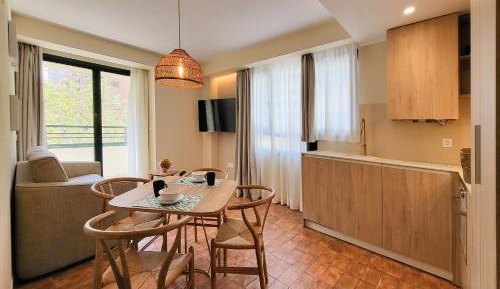 Apartment with Balcony